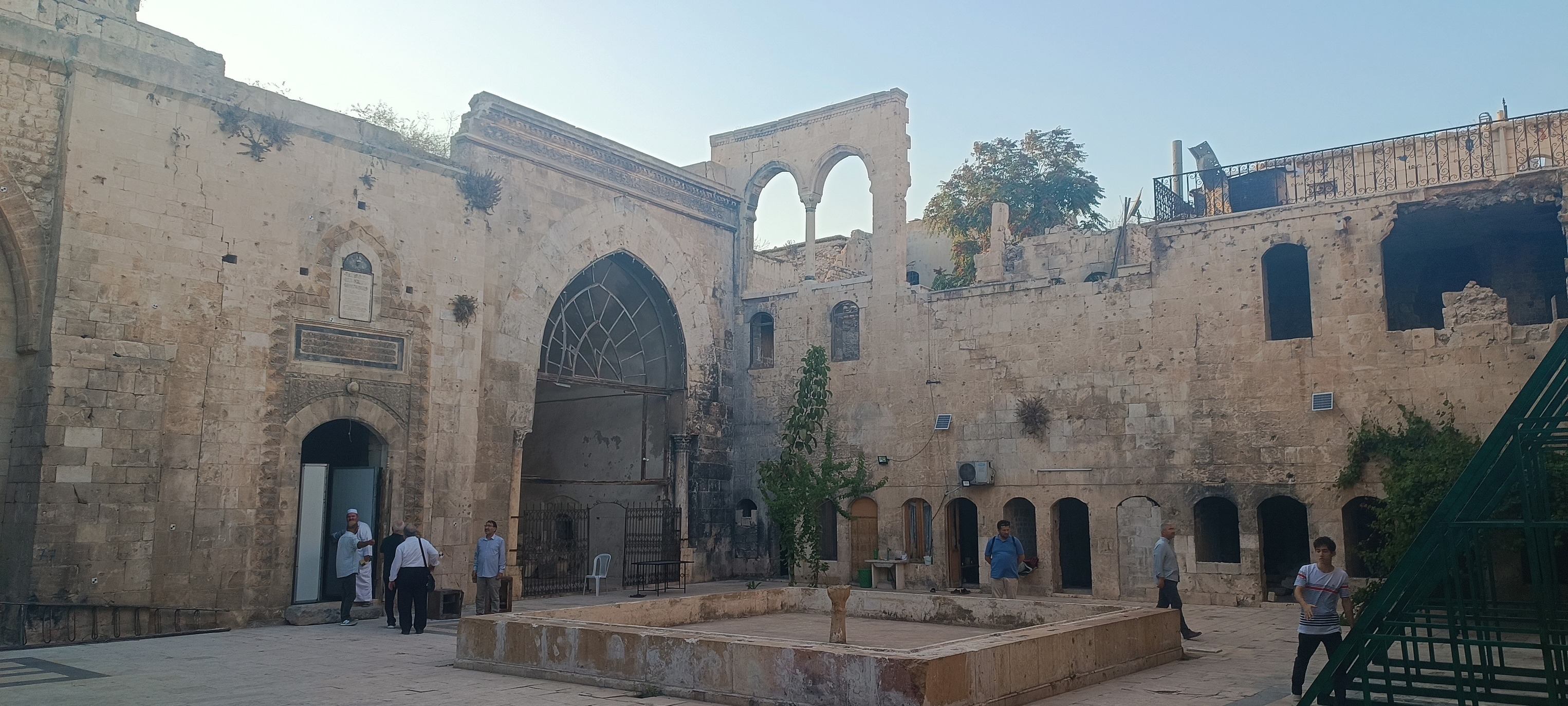 Al-Halawiyah School