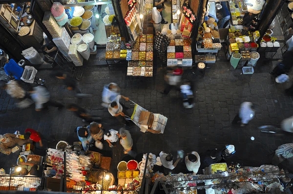 Souq al Buzuriyah